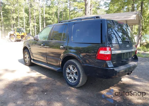 2015 Ford Expedition Xlt z USA, uszkodzony, nr VIN 1FMJU1JTXFEF44391